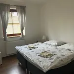 Hubert Hotel *