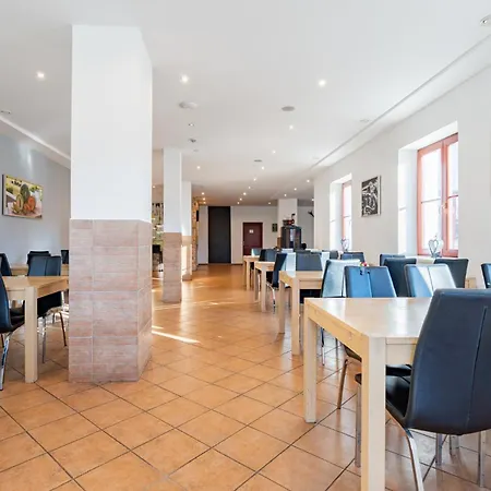 Hubert Hotel Slavonice